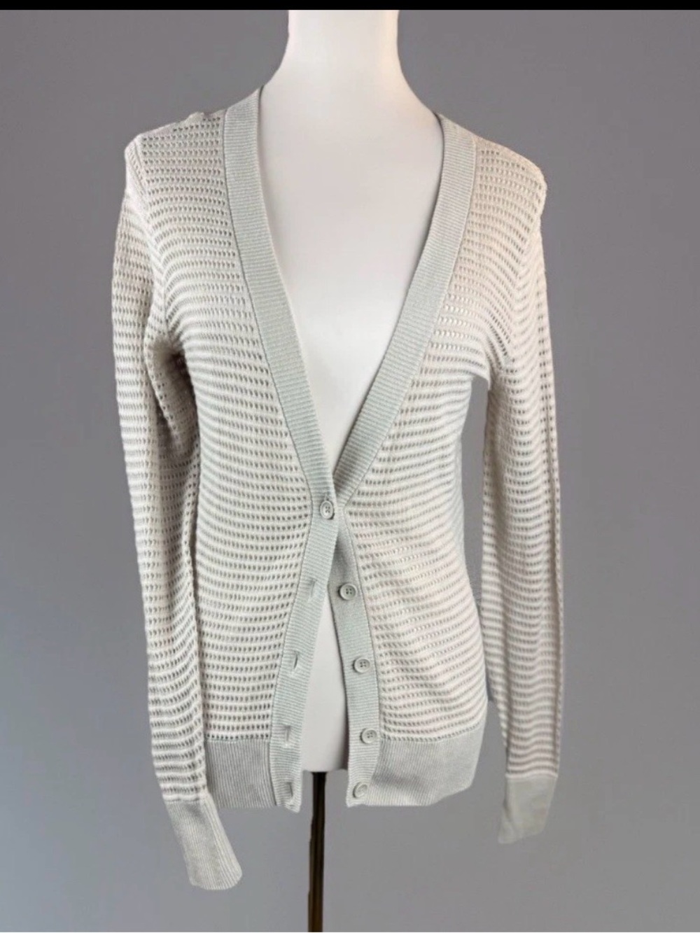 Banana Republic Light Cream Open-Weave V-Neck Cardigan Small